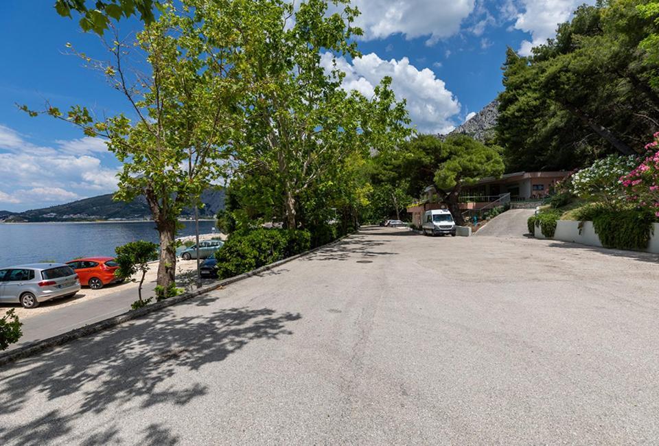 Tourist Settlement Brzet Hotel Omiš Exterior foto
