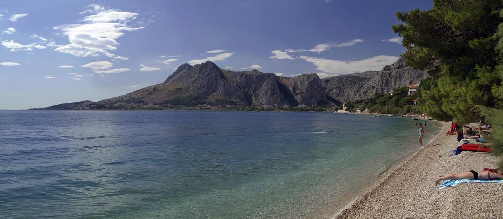 Tourist Settlement Brzet Hotel Omiš Exterior foto