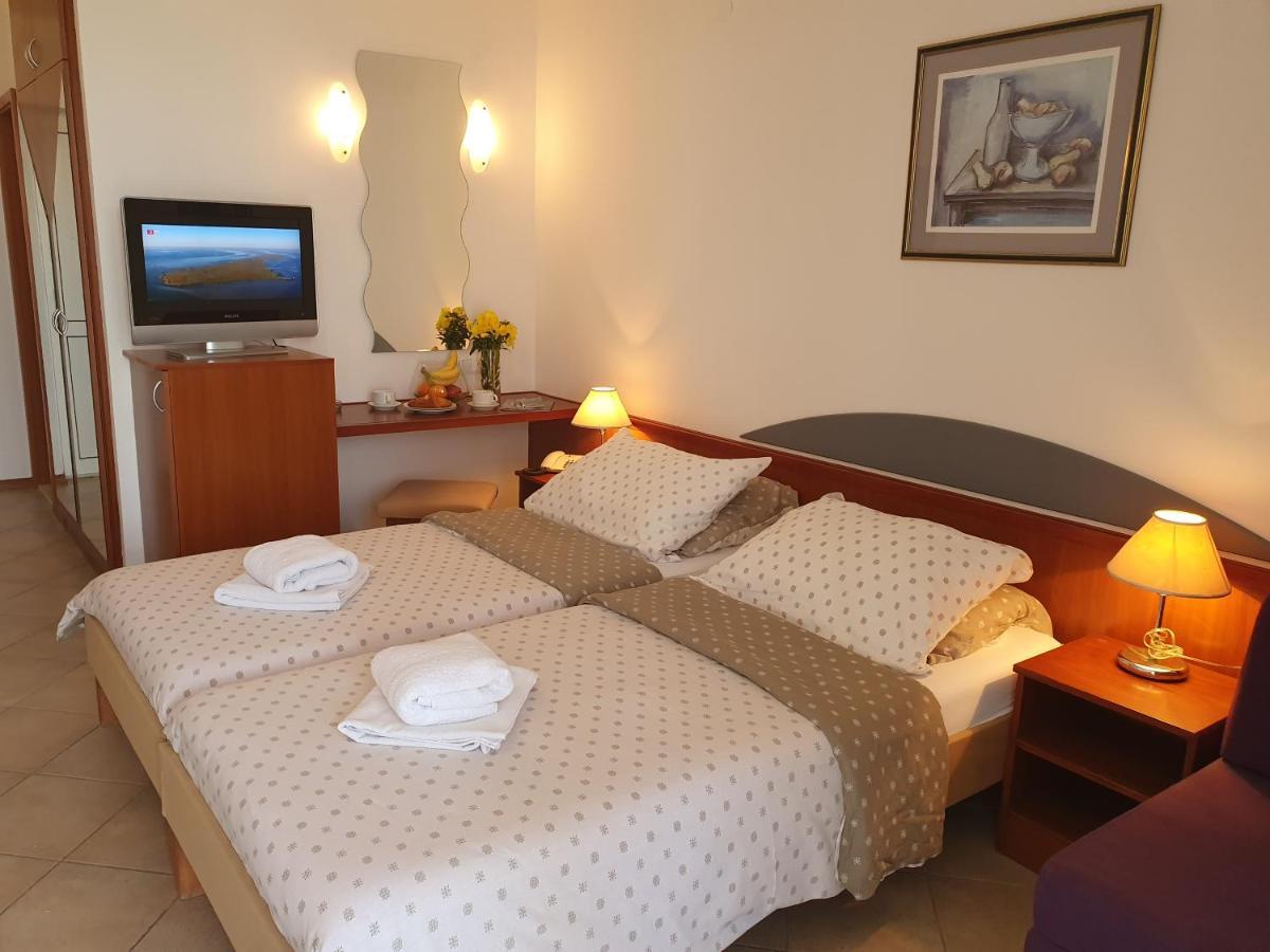 Tourist Settlement Brzet Hotel Omiš Exterior foto